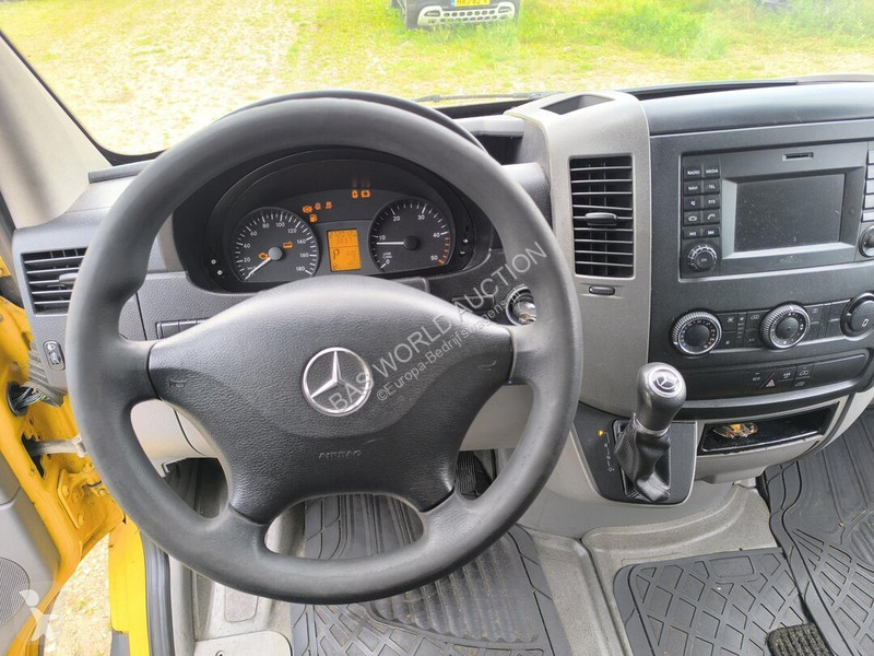 Furgoneta Mercedes 95pk