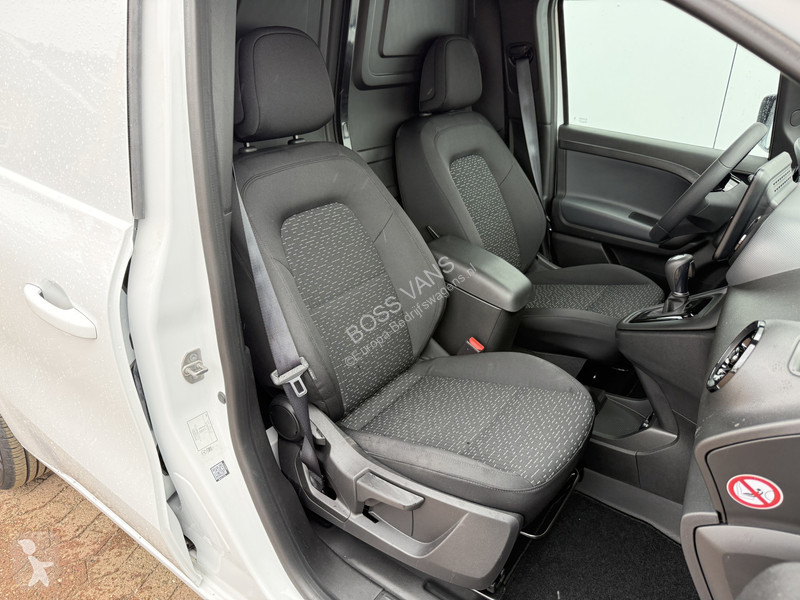 Лекотоварен автомобил Mercedes Pro 51kWh 122PK...