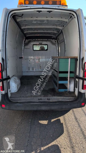 Лекотоварен автомобил Renault MASTER
