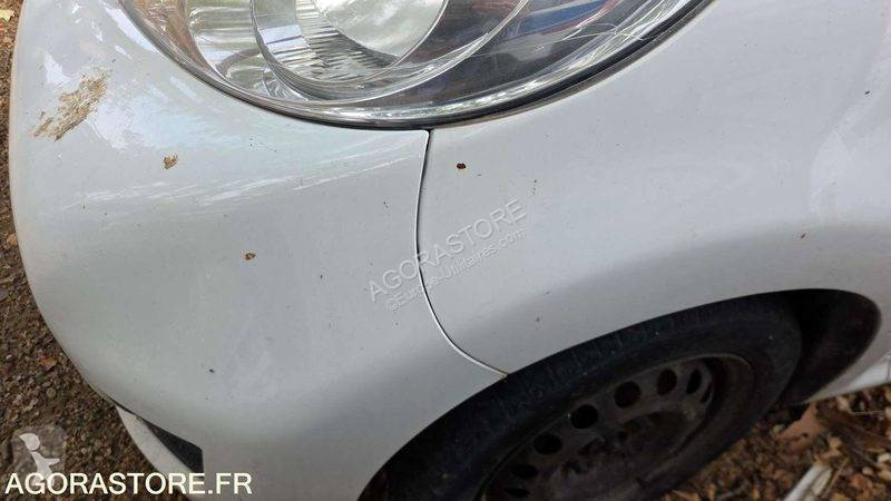 Лекотоварен автомобил Peugeot 107