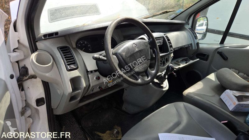 Лекотоварен автомобил Renault TRAFIC