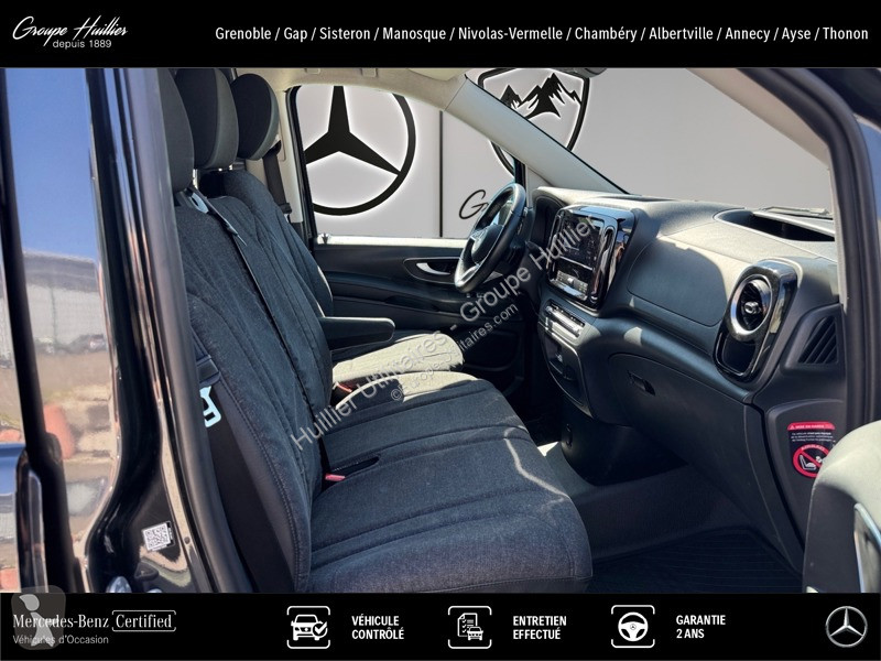Лекотоварен автомобил Mercedes 119 CDI 4x4...