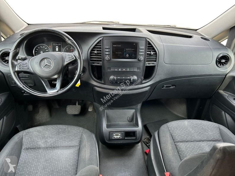 Furgoneta Mercedes 116 cdi compact tourer auto...