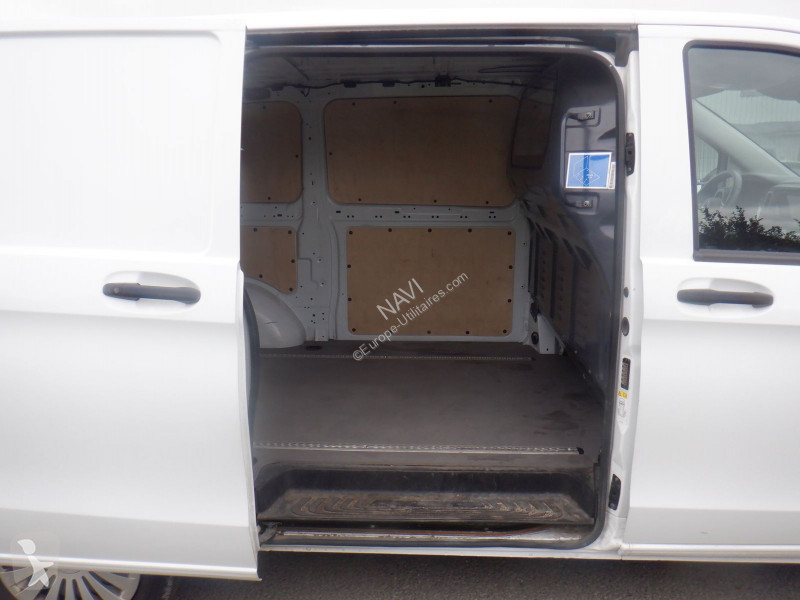 Лекотоварен автомобил Mercedes VITO FG...