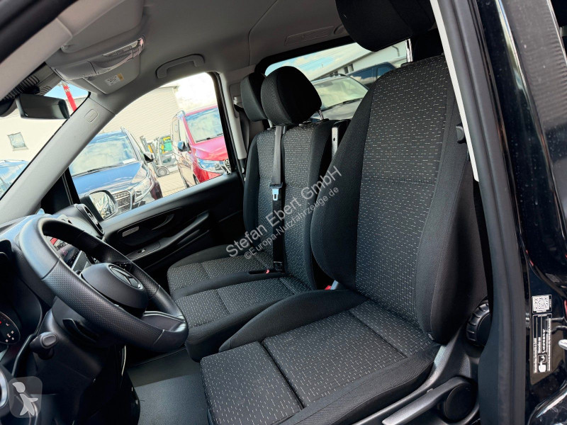 Лекотоварен автомобил Mercedes Vito  9G Tourer...