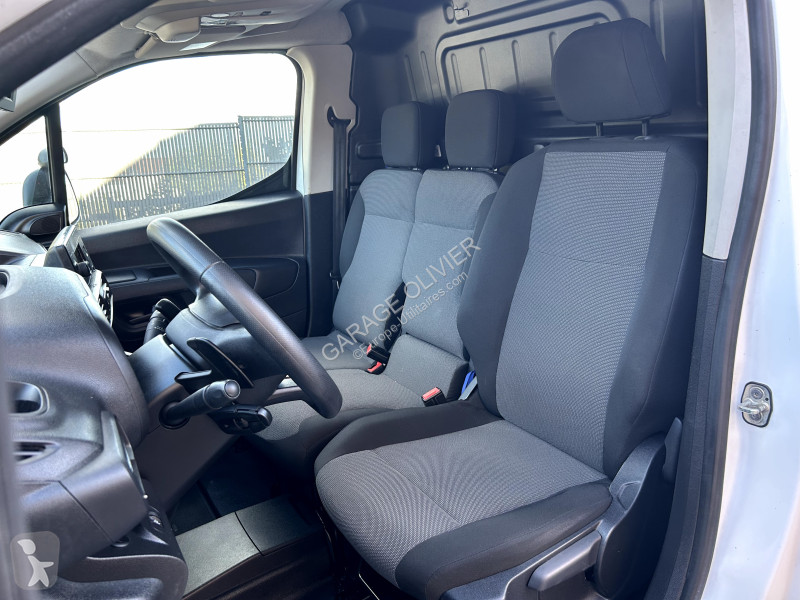 Лекотоварен автомобил Citroën XL 950KG 1.5...