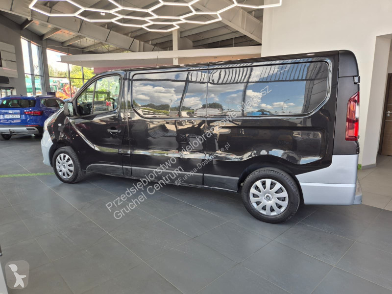 Furgoneta Renault Trafic 2.0 DCi 120 / L2H1 /...