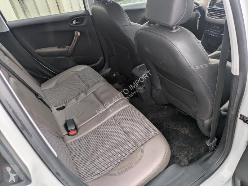 Лекотоварен автомобил Peugeot