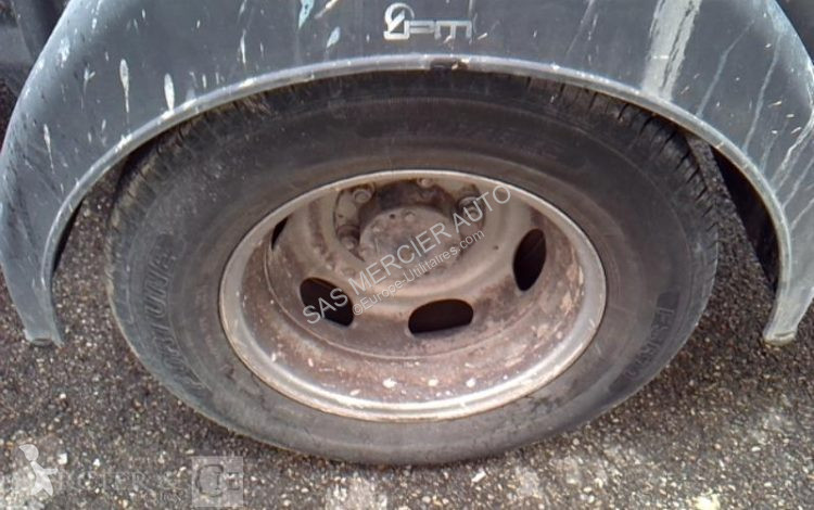 Furgoneta Fuso