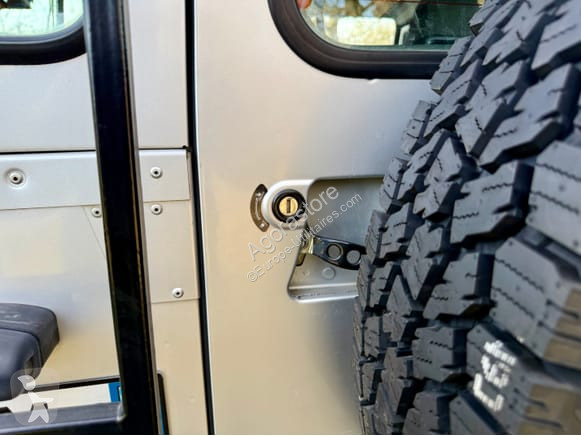 Furgoneta Land Rover DEFENDER