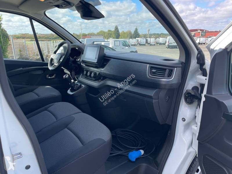Furgoneta Renault L2H1 2.0 DCI 150CH ADVANCE