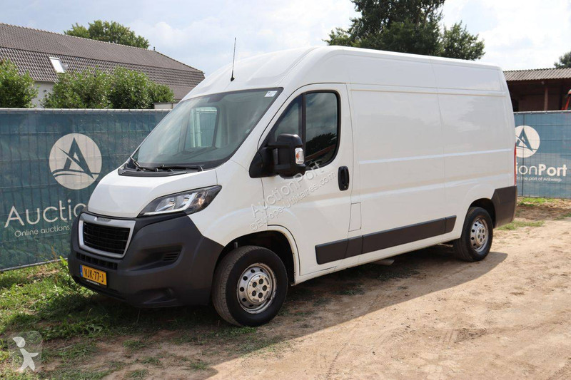 Peugeot  van