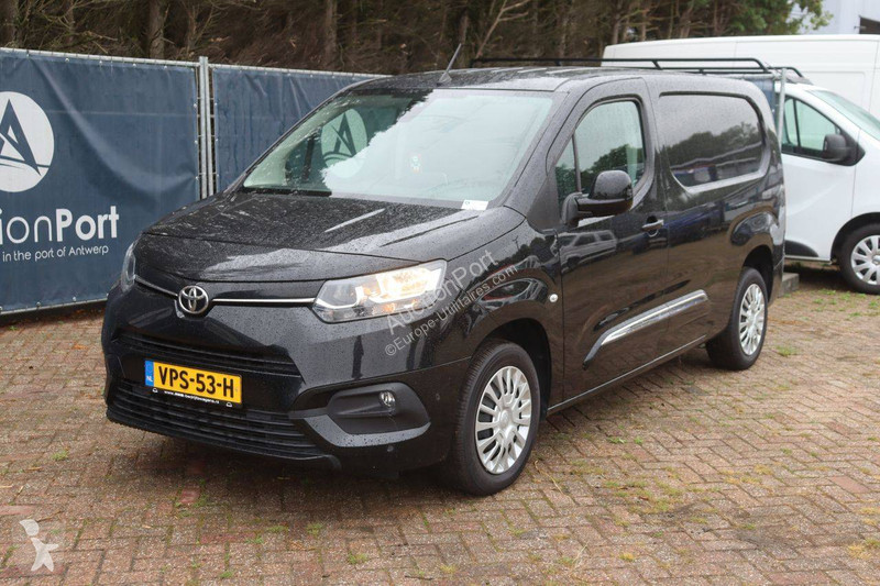 Toyota CITY van
