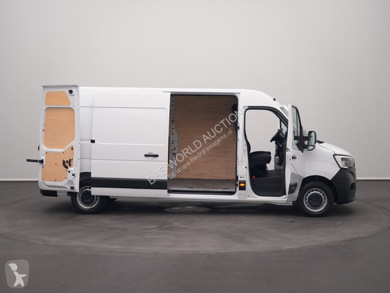 Furgoneta Renault 135PK