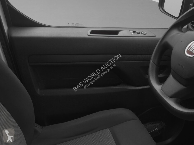 Bedrijfswagen Fiat 144PK