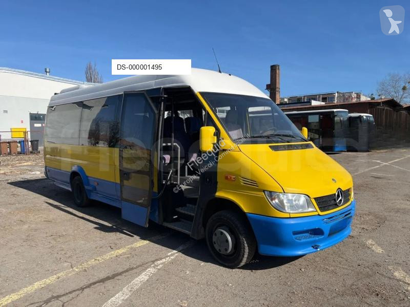 Mercedes  van