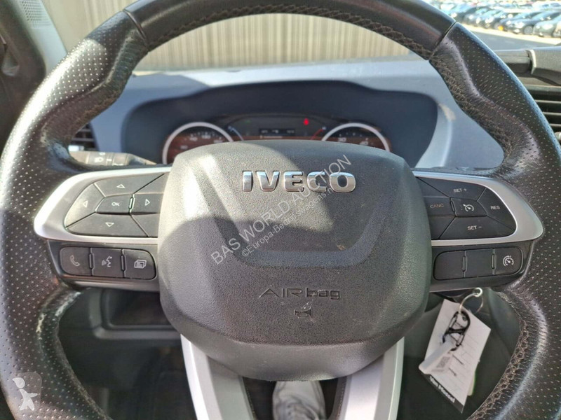 Furgoneta Iveco 3.0D 352L DC 6P. H2 AUT/ECC