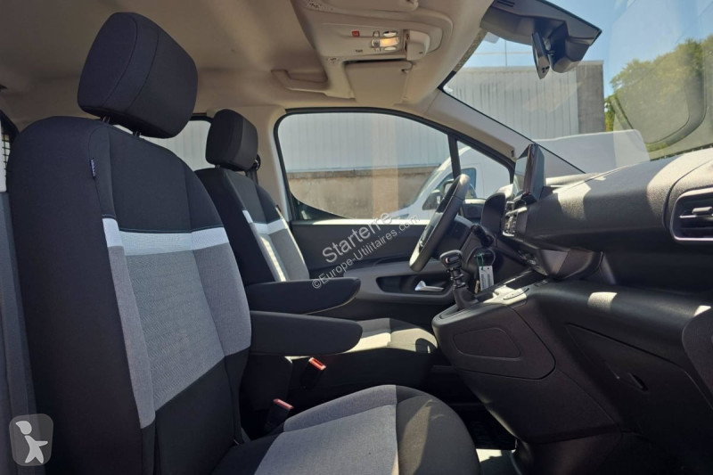 Véhicule utilitaire Citroën  BERLINGO CABINE...