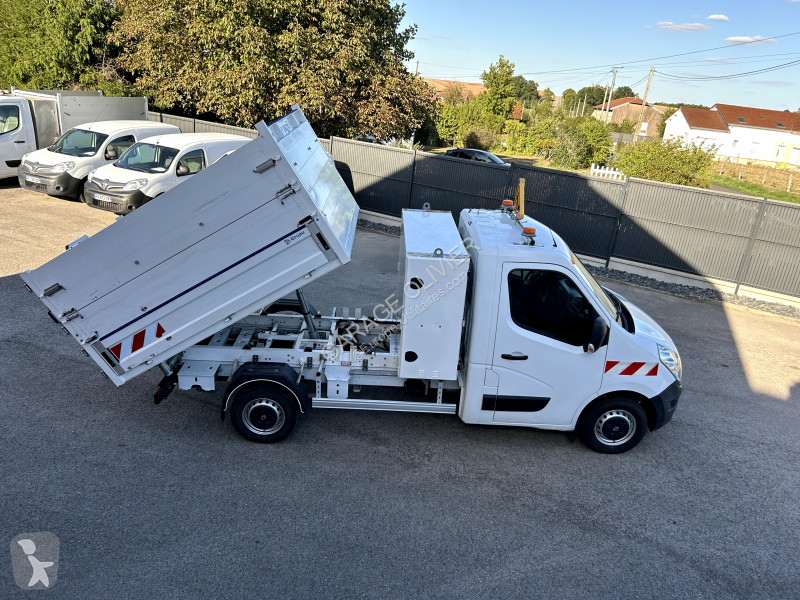 Коммерческий автомобиль Renault Benne F3500 L2...