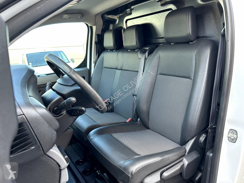 Коммерческий автомобиль Citroën M Bluehdi 120...