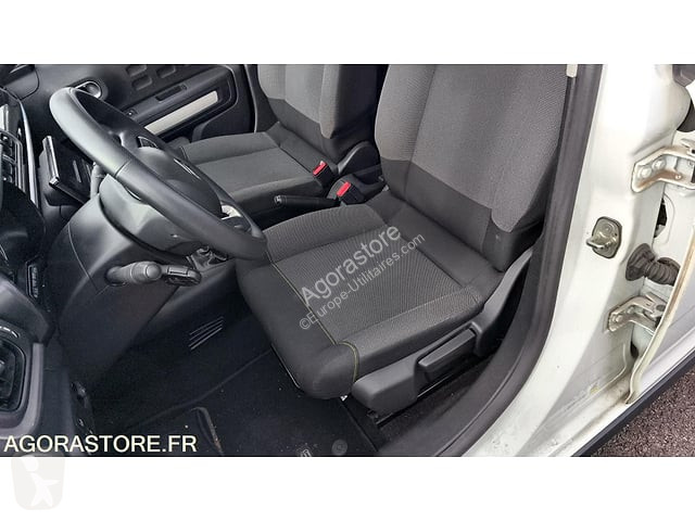 Коммерческий автомобиль