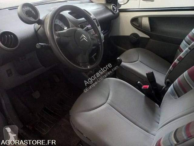 Коммерческий автомобиль