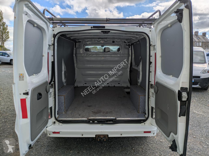 Коммерческий автомобиль Opel REMORQUE CARGO VAN