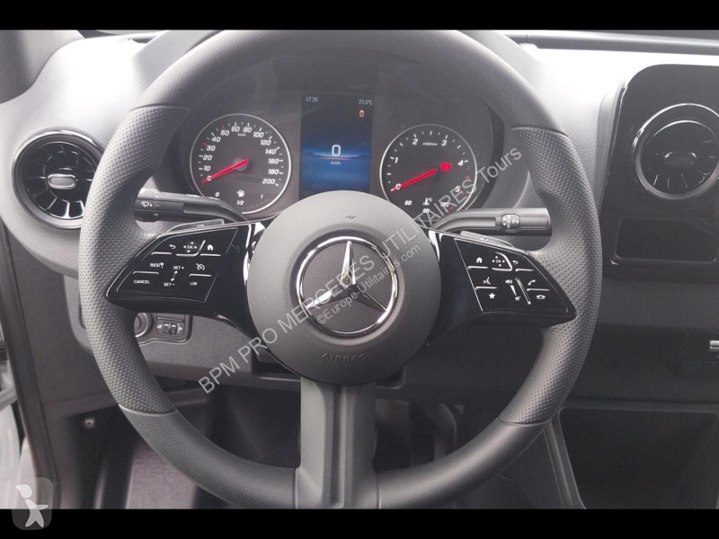 Коммерческий автомобиль Mercedes Fg 315 CDI 37...
