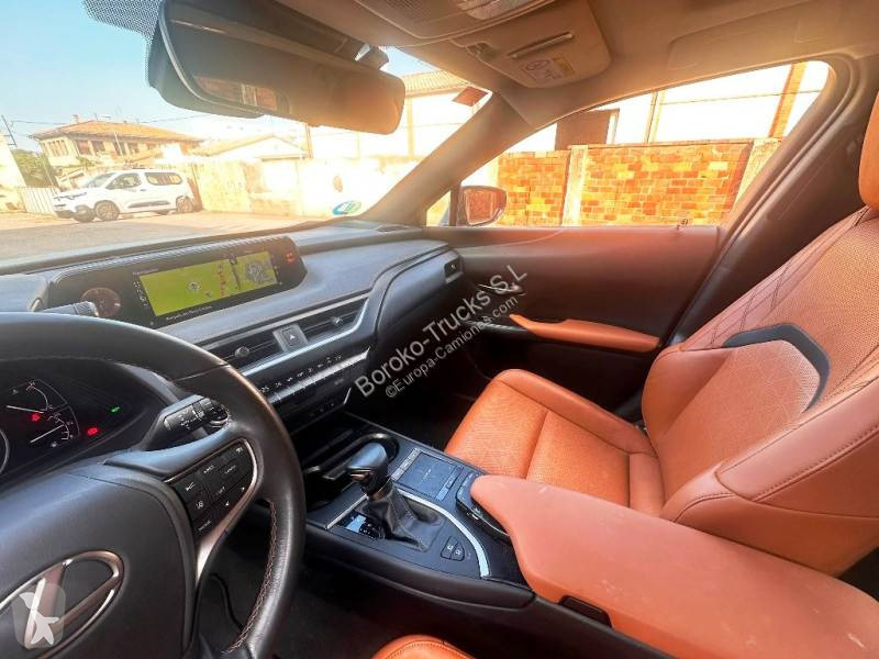 Furgoneta Lexus