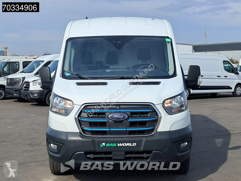 Užitkové vozidlo Ford Elektro 68kWh 317km WLTP...