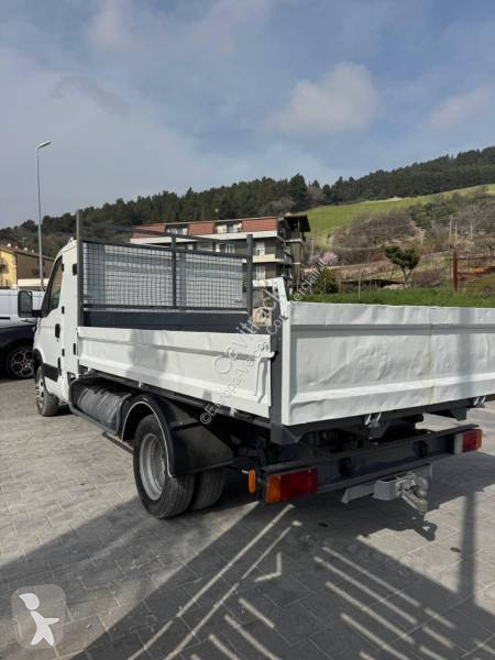 Užitkové vozidlo Iveco 35C12