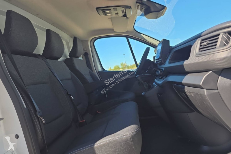 Véhicule utilitaire Renault  TRAFIC FOURGON
