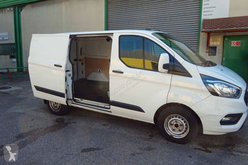 Véhicule utilitaire Ford 2,0 DPF 130
