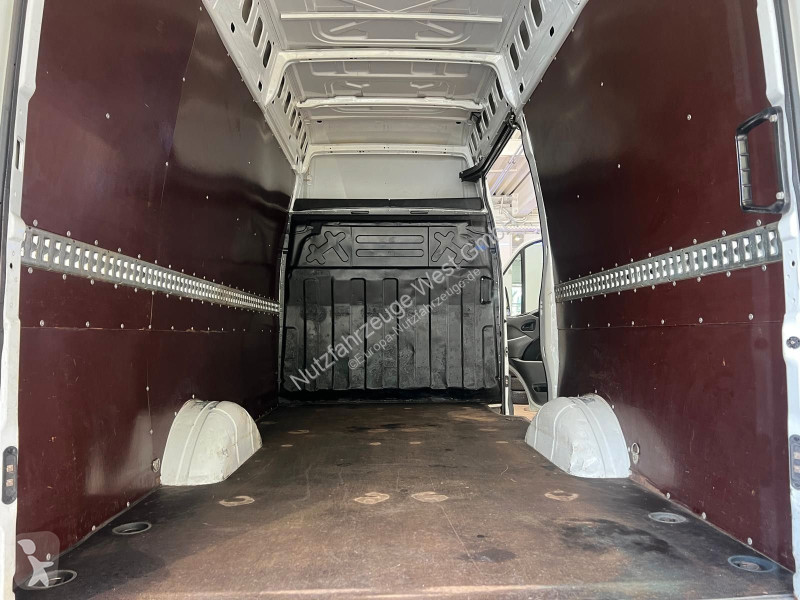 Furgoneta Iveco 35S17 3,0...