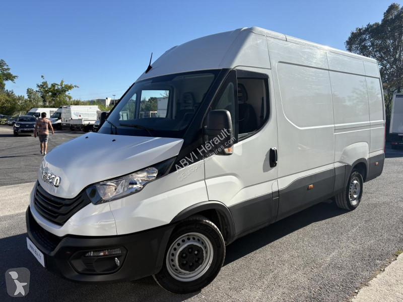 Furgoneta Iveco 35S14V12 CAMERA DE RECUL...
