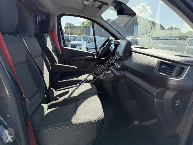 Furgoneta Renault TRAFIC III FG L2H1 3T 2.0...