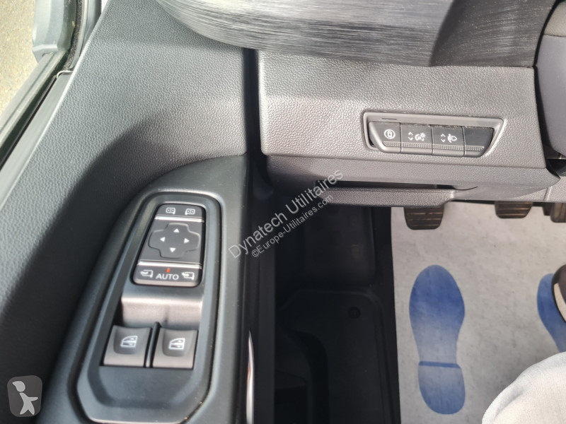 Furgoneta Renault TRAFIC III FG L2H1 3T 2.0...