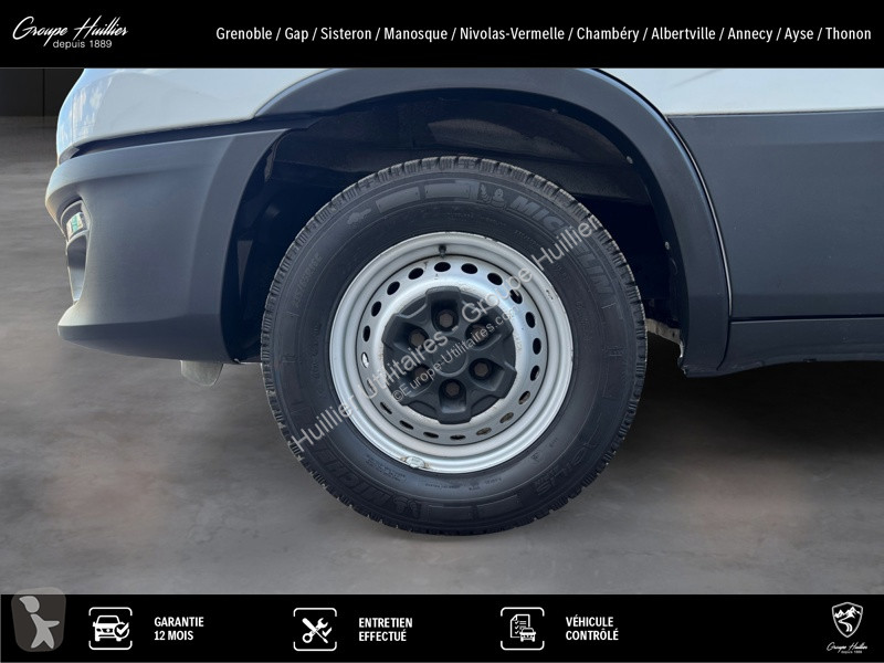 Furgoneta Iveco Fourgon HKa 35 S 18 V Radstand...