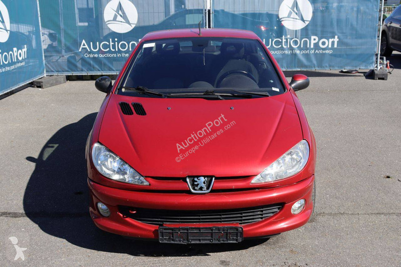 Haszongépjármű Peugeot CC