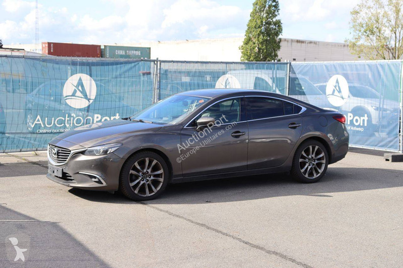 Haszongépjármű Mazda  6