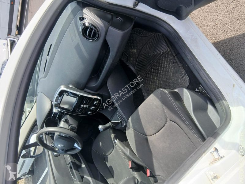 Veículo utilitário Renault CLIO