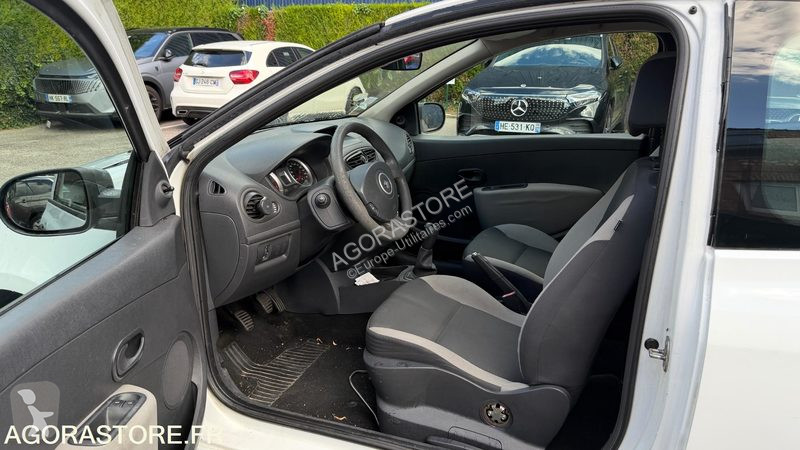 Veículo utilitário Renault CLIO