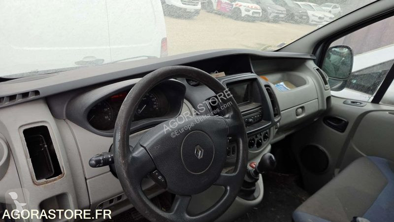 Veículo utilitário Renault TRAFIC