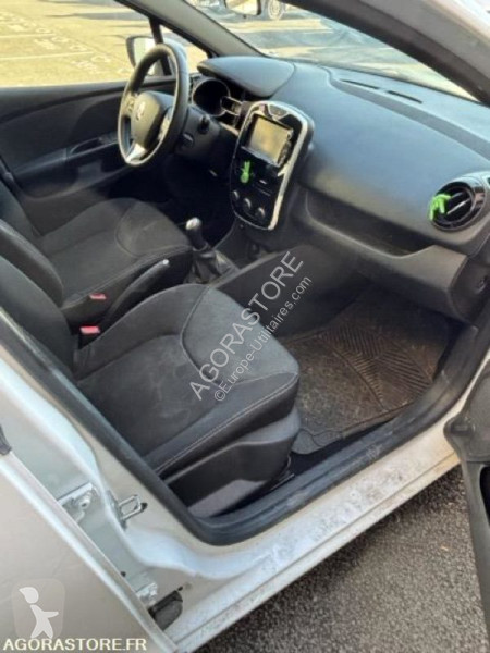 Veículo utilitário Renault CLIO