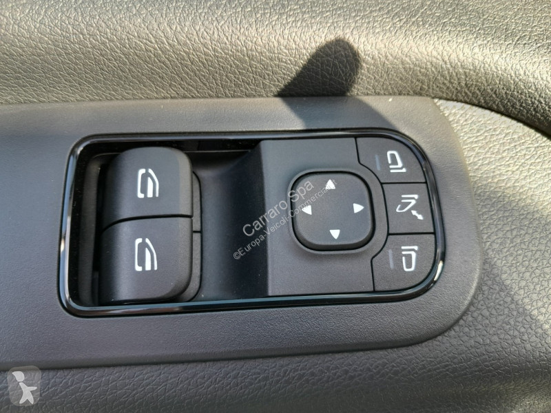 Haszongépjármű Mercedes