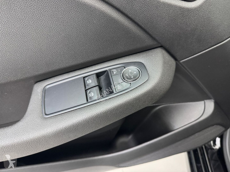 Veículo utilitário Renault 1.0 TCe 90 Zen