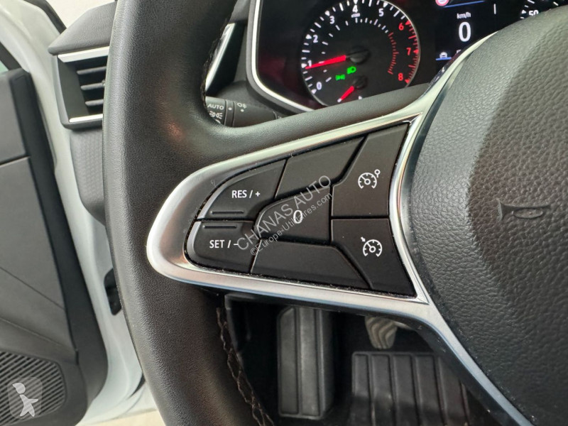 Veículo utilitário Renault 1.0 TCe 100 Zen
