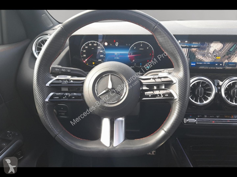 Veículo utilitário Mercedes GLA 200 d 150ch AMG...