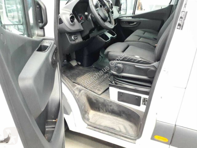 Veículo utilitário Mercedes Sprinter 317...