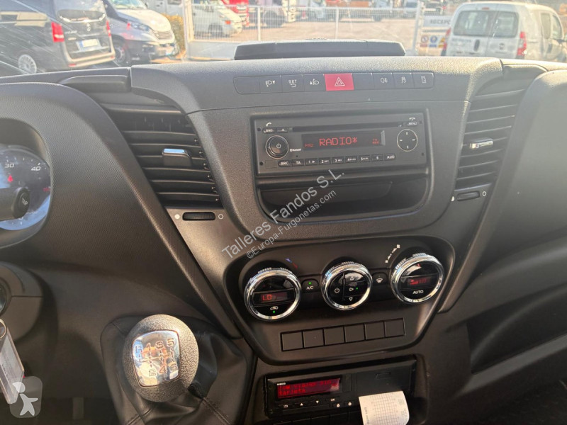 Užitkové vozidlo Iveco  72C18 FRIGORIFICA